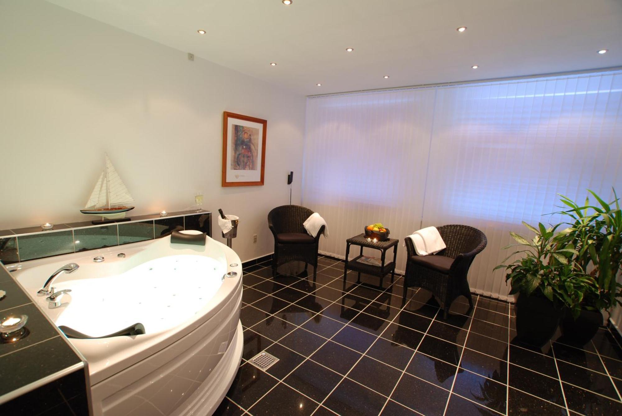 Hotel Pinenhus Glyngore ภายนอก รูปภาพ